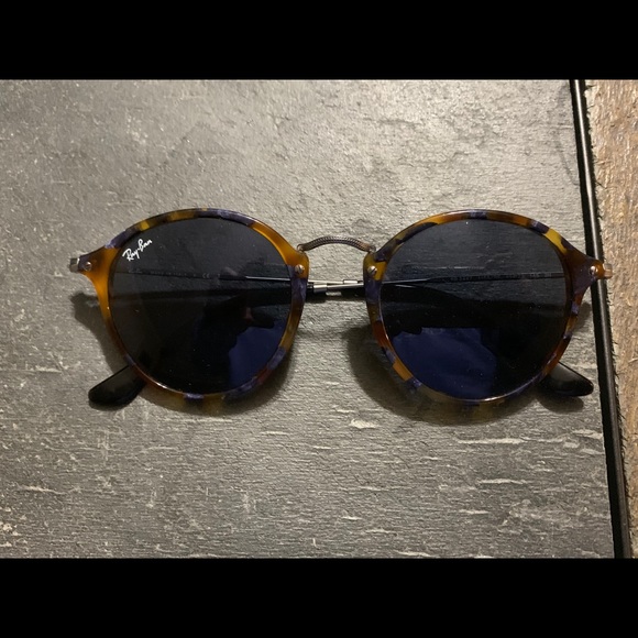 Ray Ban sunglasses - Picture 2 of 4